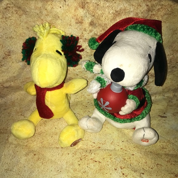 snoopy christmas animated plush